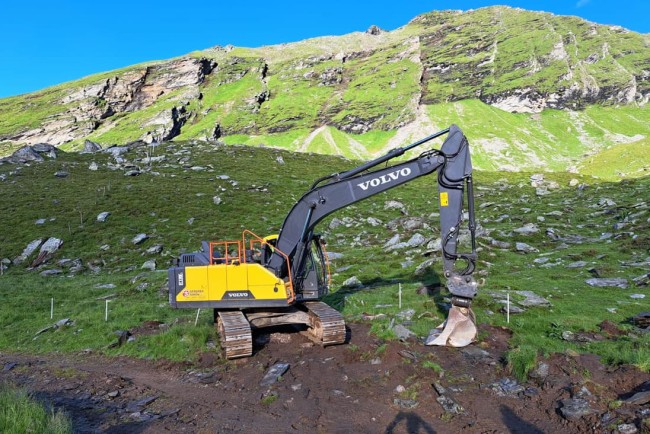 VOLVO EC 220